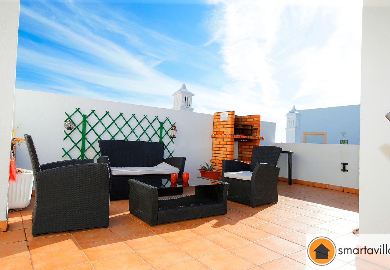 Apartamento en Cabanas de tavira - “Escapada de cabañas”/Ático soleado, piscina y te 