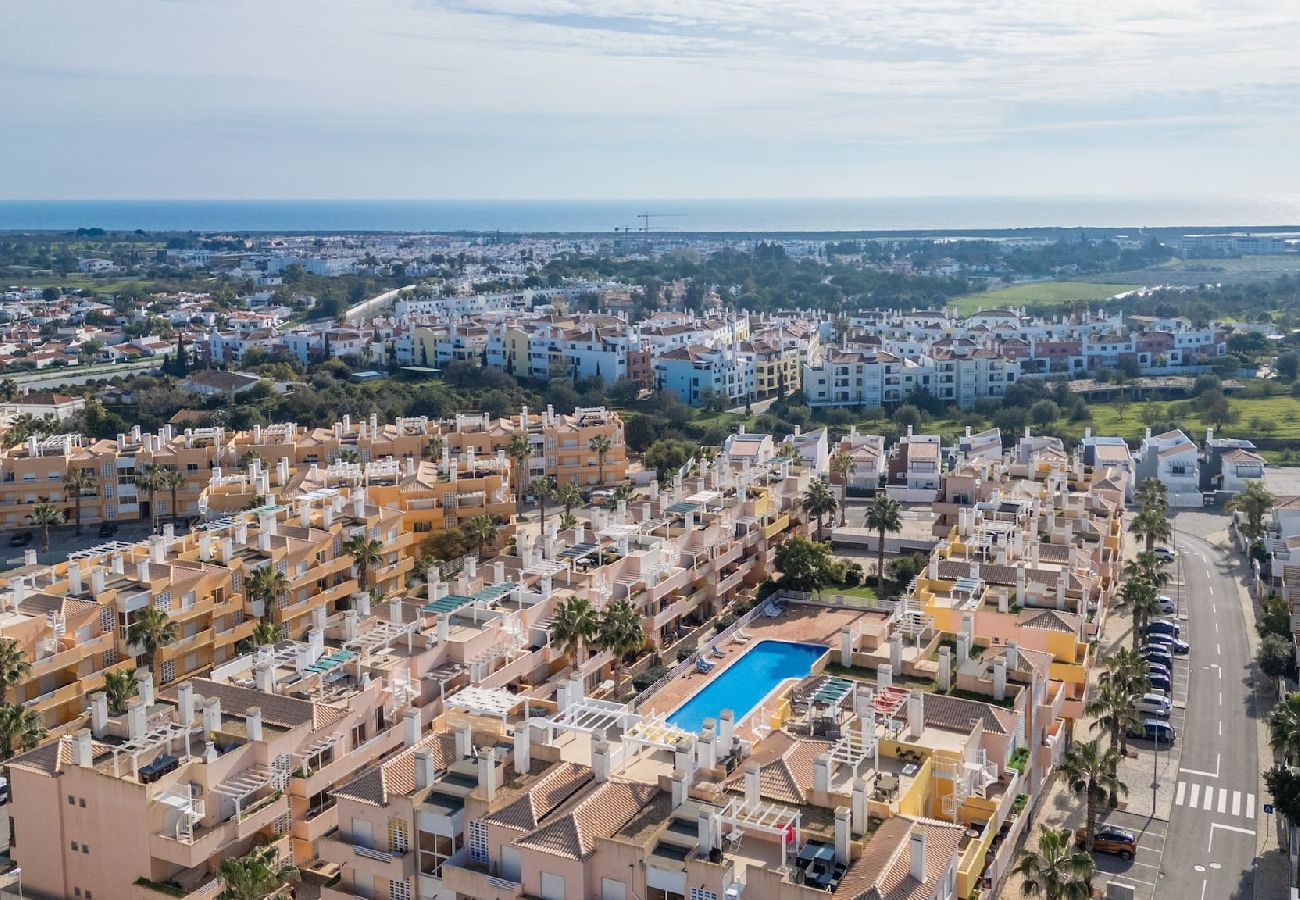 Apartamento en Cabanas de tavira - Apartamento Jane/Dúplex, con piscina y solárium 