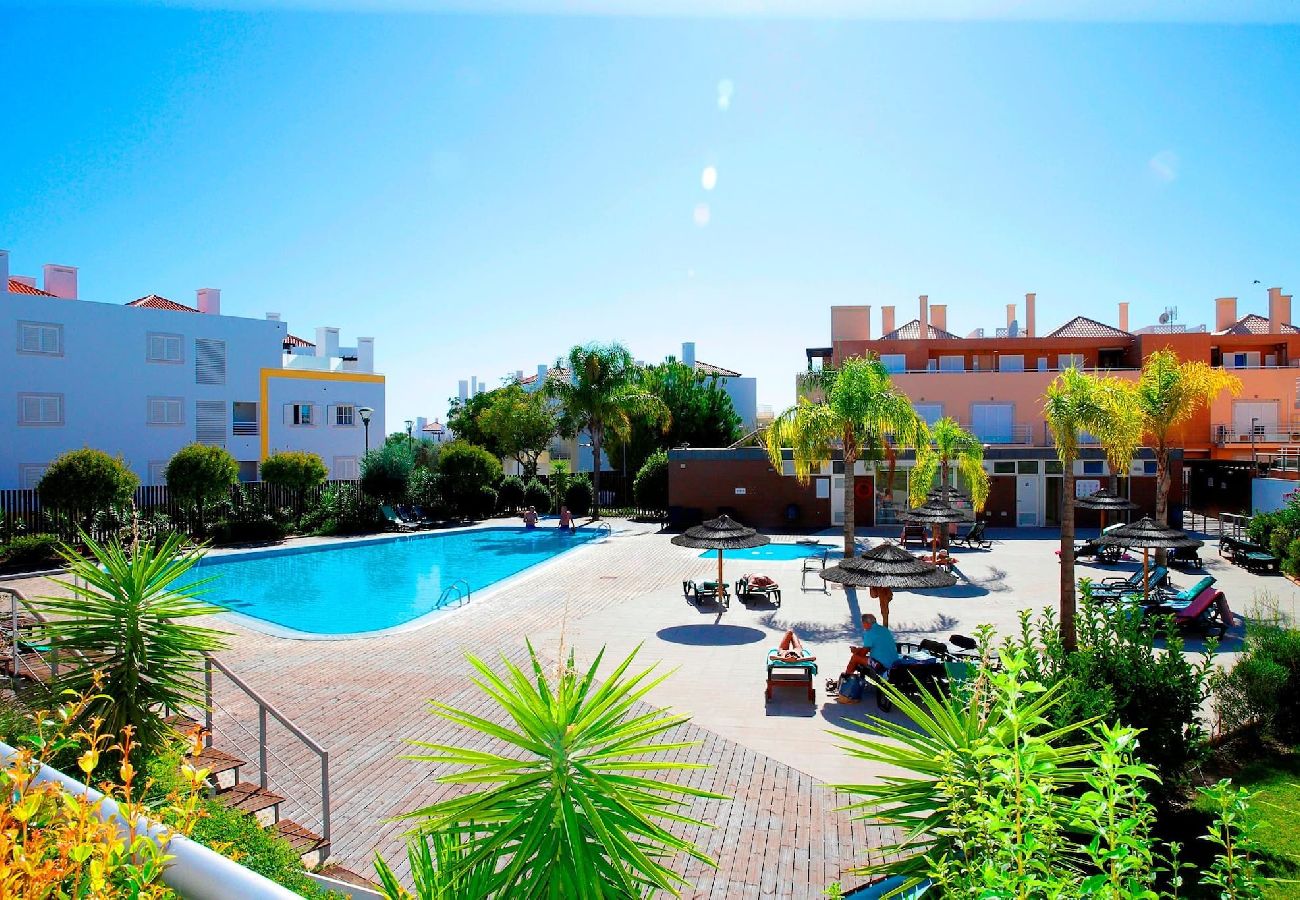 Apartamento en Cabanas de tavira - Cabañas Nido/Cabañas Jardines Piscina Resort 