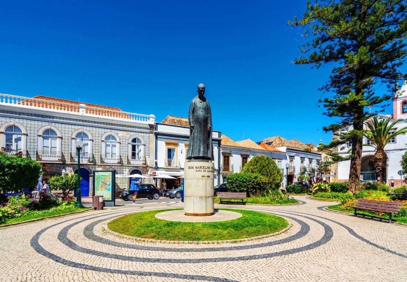 Casa adosada en Tavira - Hermosa casa adosada en el centro de la ciudad co 