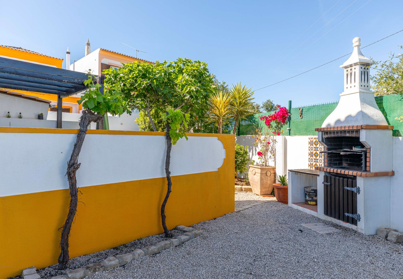 Casa adosada en Tavira - CASA CHEILE, Urbanização Marlin