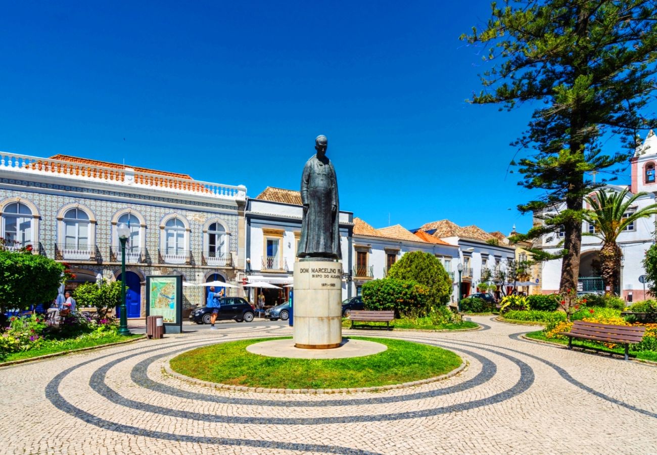 Casa adosada en Tavira - CASA CHEILE, Urbanização Marlin