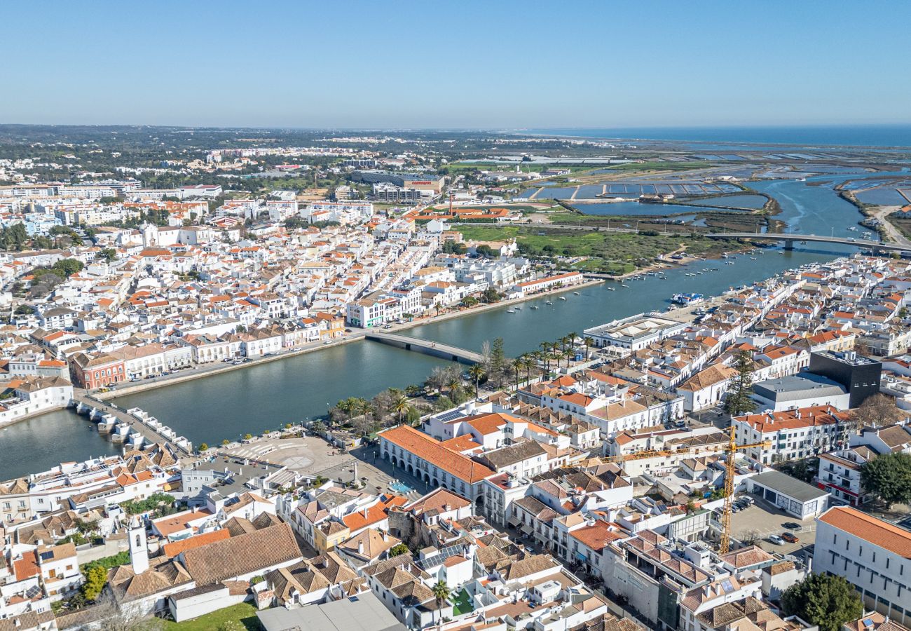 Casa adosada en Tavira - CASA CHEILE, Urbanização Marlin