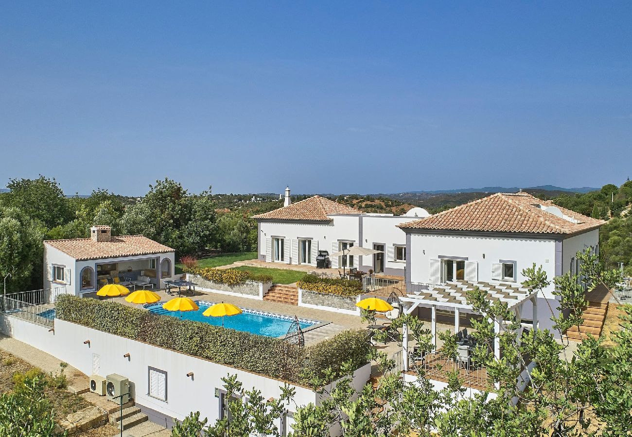 Villa en Tavira - Lua Azul/Villa Majestuosa, piscina climatizada y 