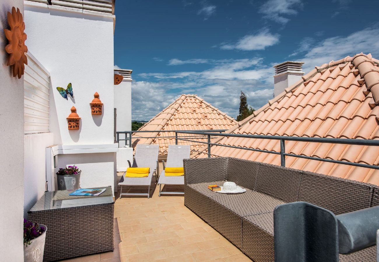 Apartamento en Cabanas de tavira - Apartamento Azul/Penthouse elegante con terraza y 