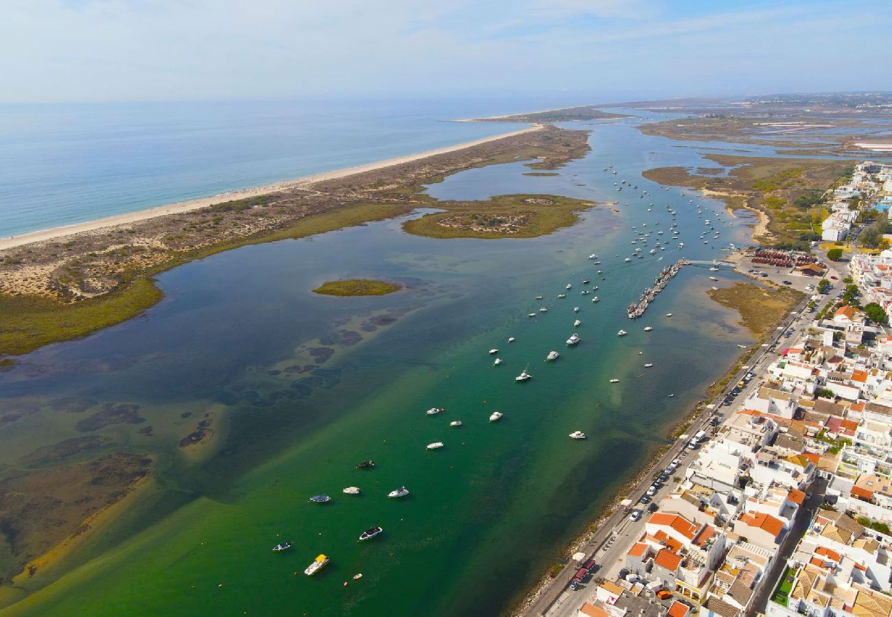 Apartamento en Cabanas de tavira - Apartamento Azul/Penthouse elegante con terraza y 