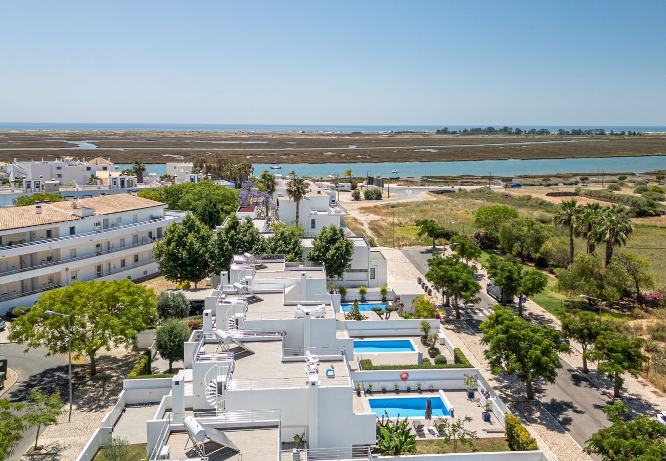 Villa en Santa Luzia - Villa Serena/Hermosa villa familiar con piscina 