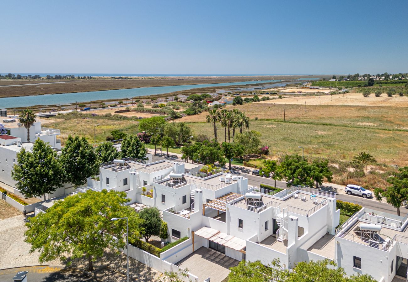 Villa en Santa Luzia - Villa Serena/Hermosa villa familiar con piscina 