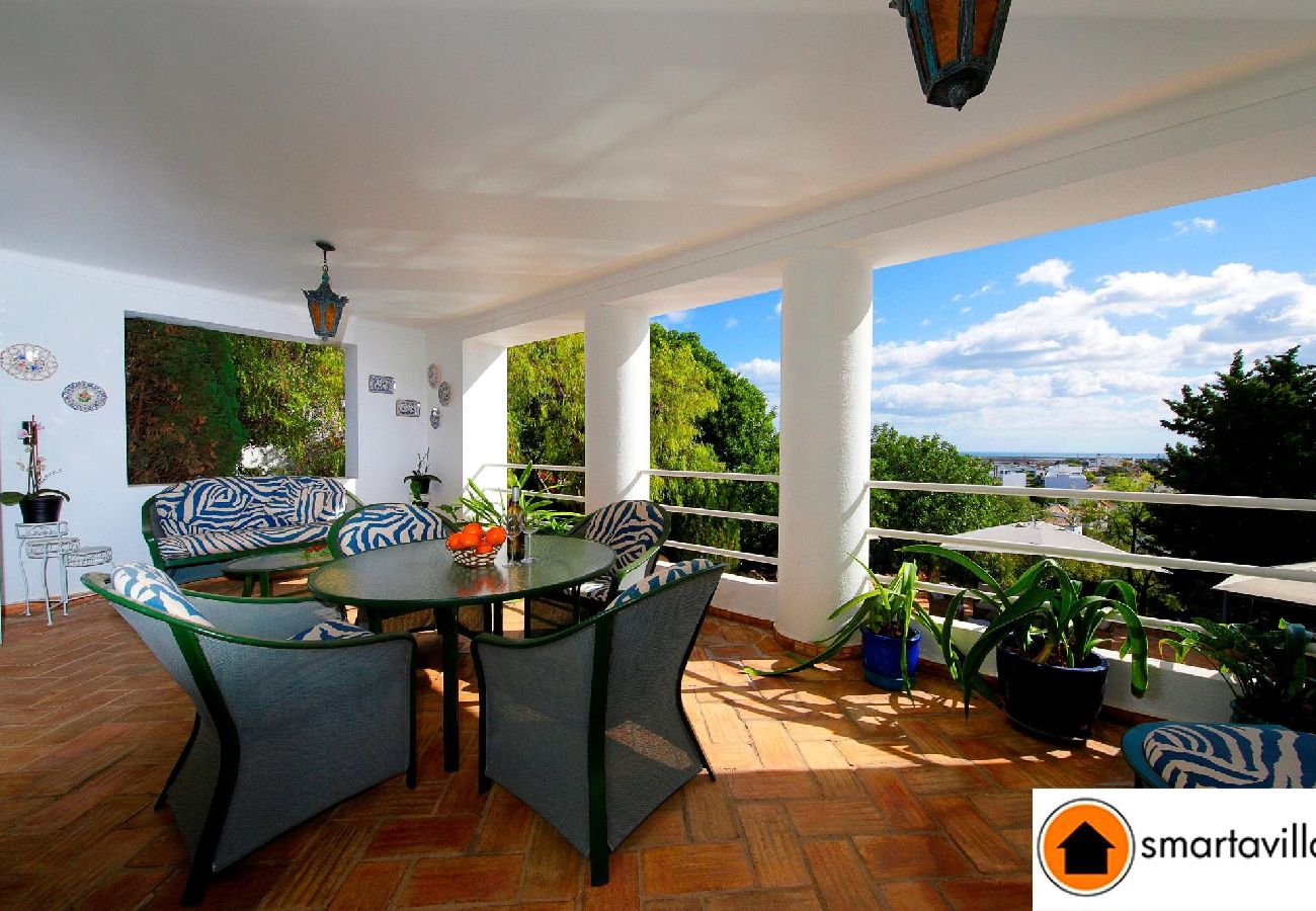 Villa à Tavira - Villa Jacaranda/Piscine, vue mer et jardin arboré 