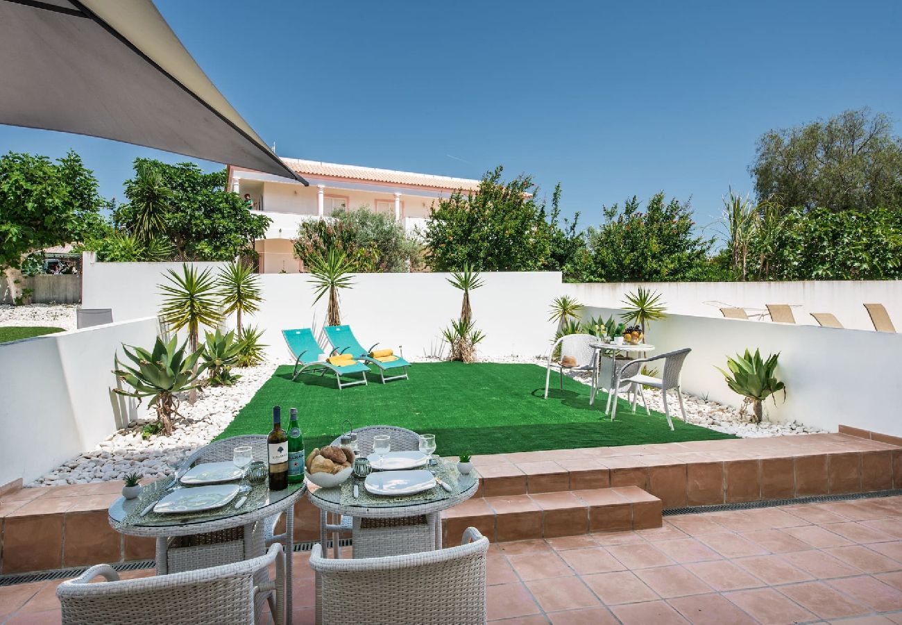 Appartement à Fuseta - Appartement Robinara/Patio privé, piscine, plage 