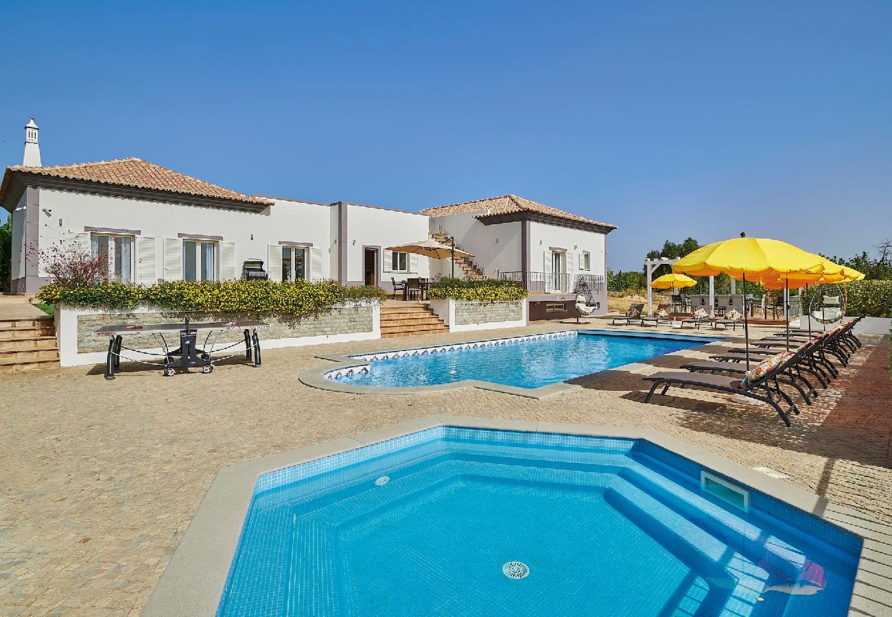 Villa à Tavira - Lua Azul/Villa Majestueuse, piscine chauffée et v 