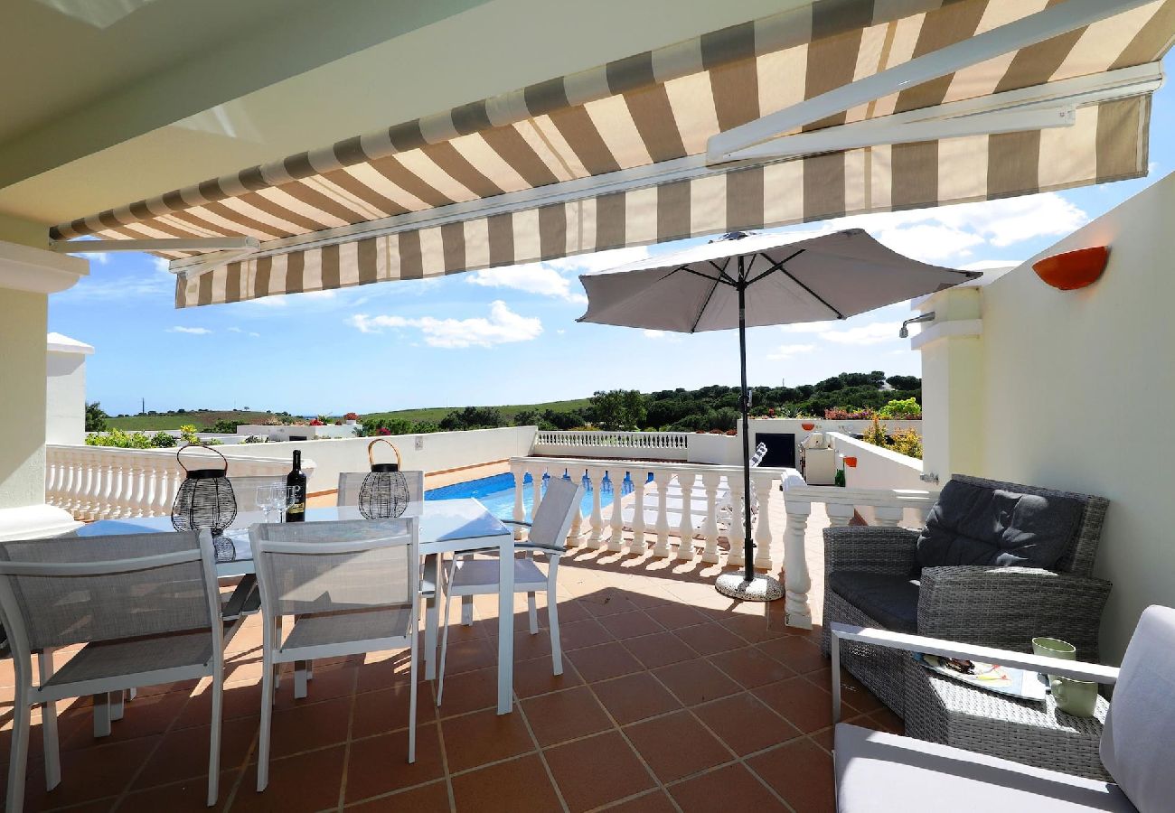 Villa à Castro Marim - Bela Vivenda/Jolie Villa Familiale avec Piscine & 