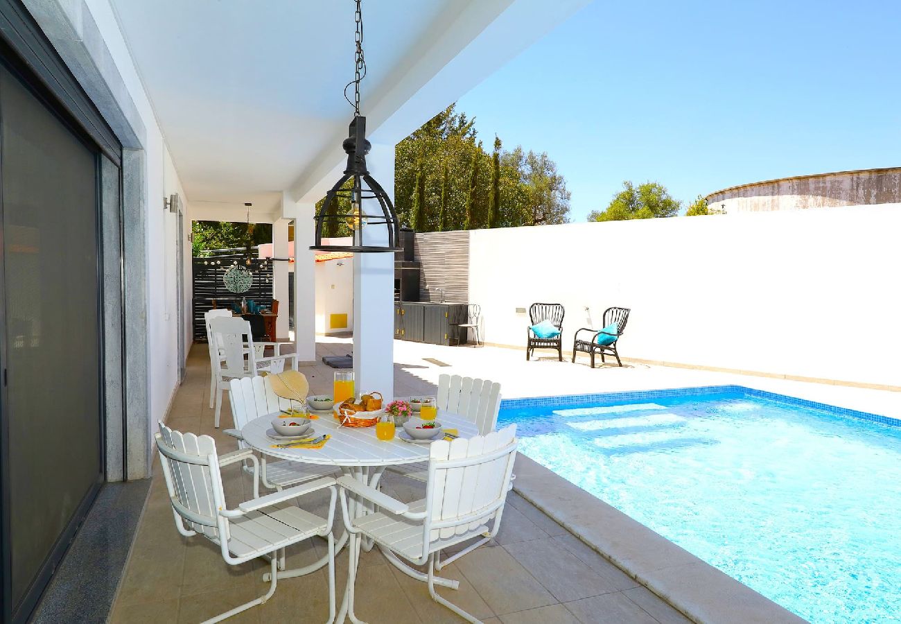 Villa à Tavira - Casa Lúcia-Fabuleuse Villa Familiale avec Piscine 