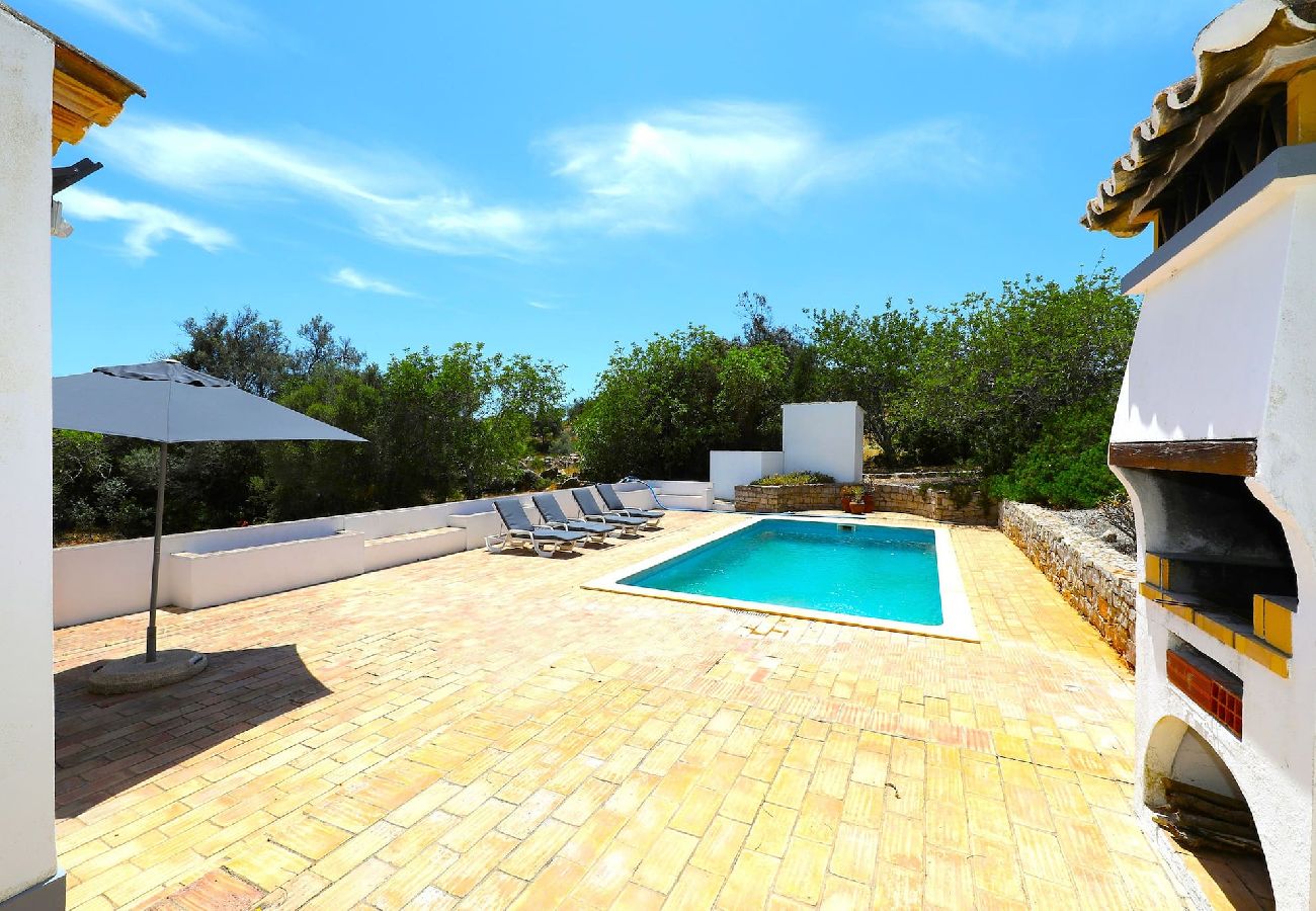 Villa à Tavira - Casa Margarida-Gîte rustique avec piscine 