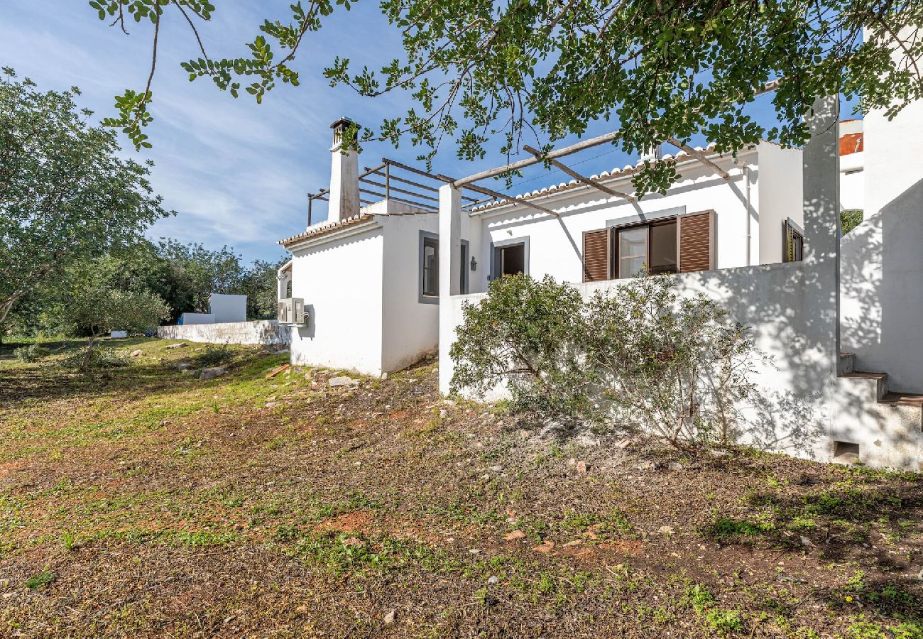 Villa à Tavira - Casa Margarida-Gîte rustique avec piscine 