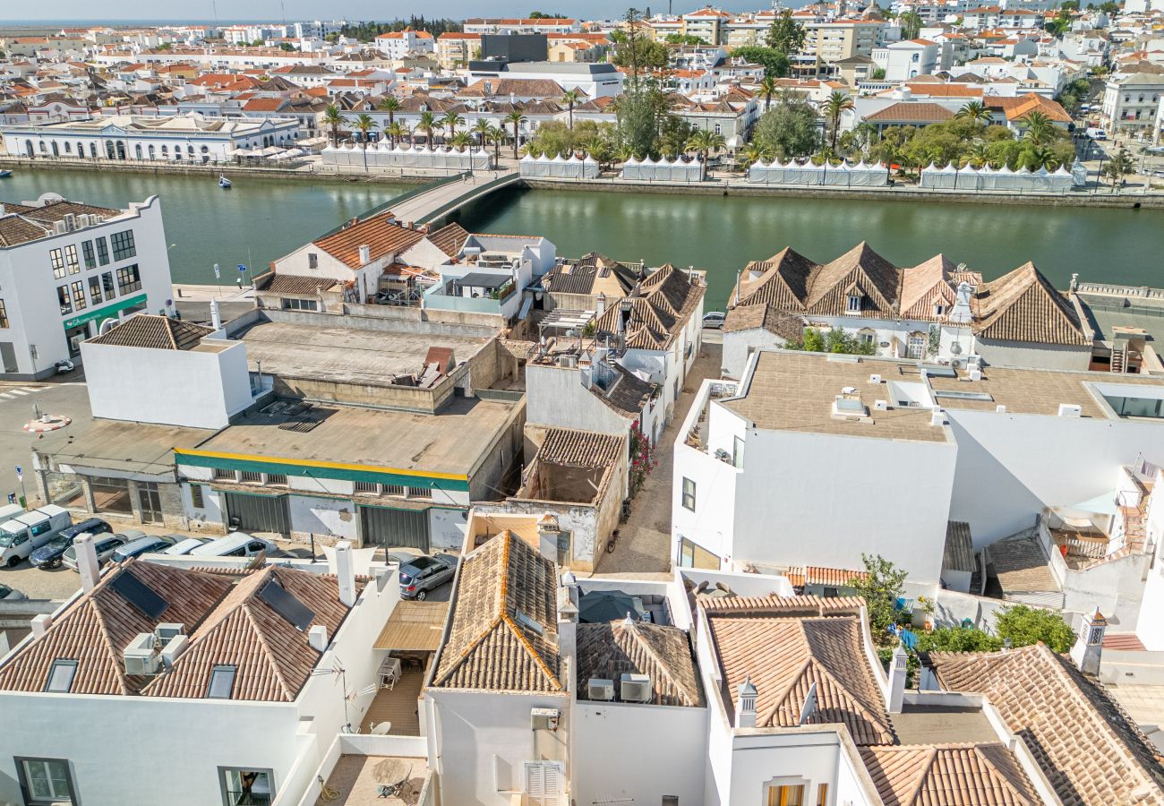 Maison mitoyenne à Tavira - CASA LARGO, Town Centre