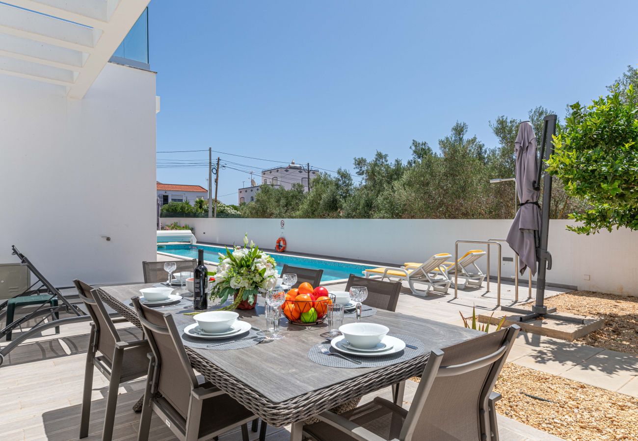 Villa à Santa Luzia - CASA BRANCA 7 BED, Fishing Village