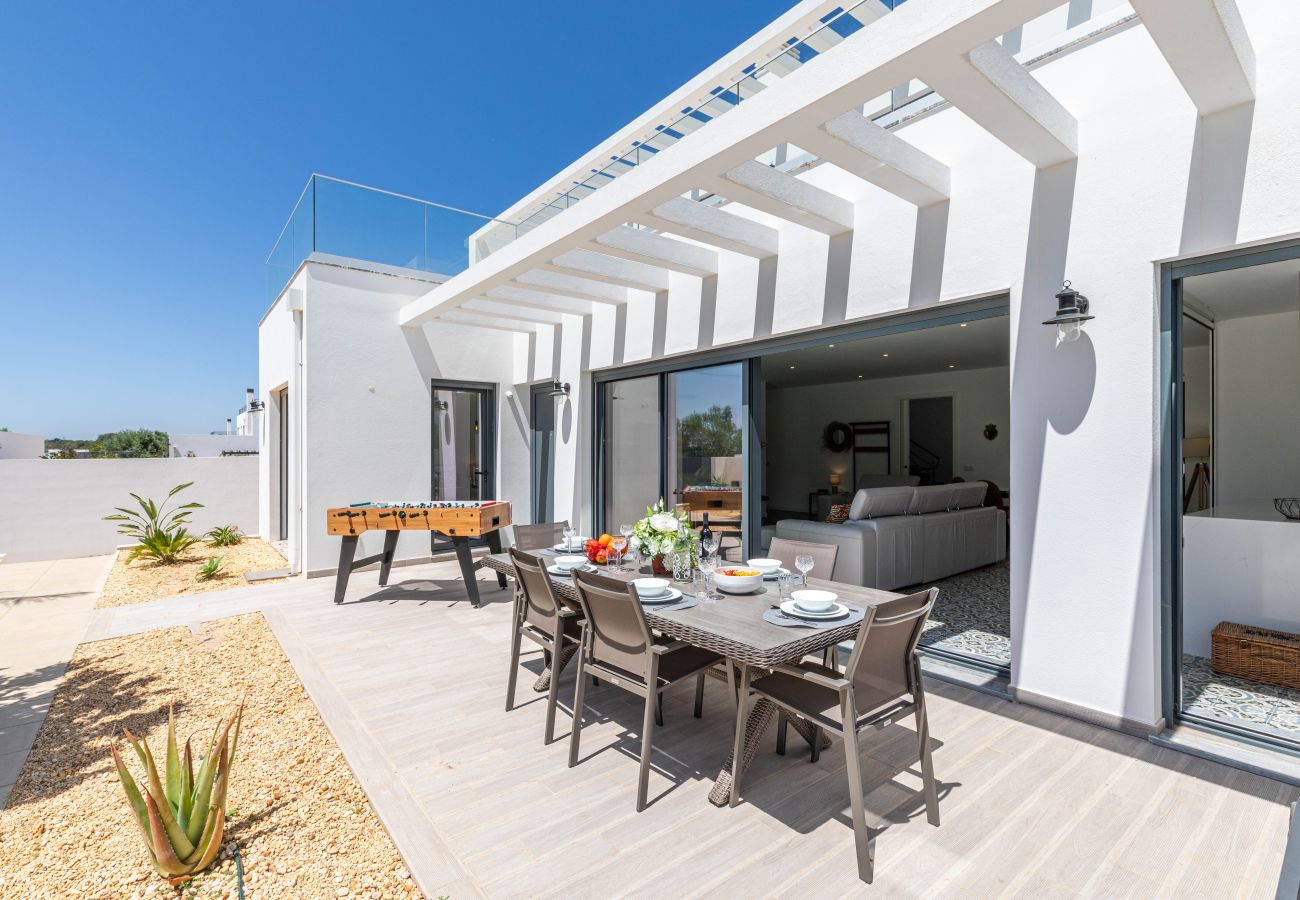 Villa à Santa Luzia - CASA BRANCA 7 BED, Fishing Village