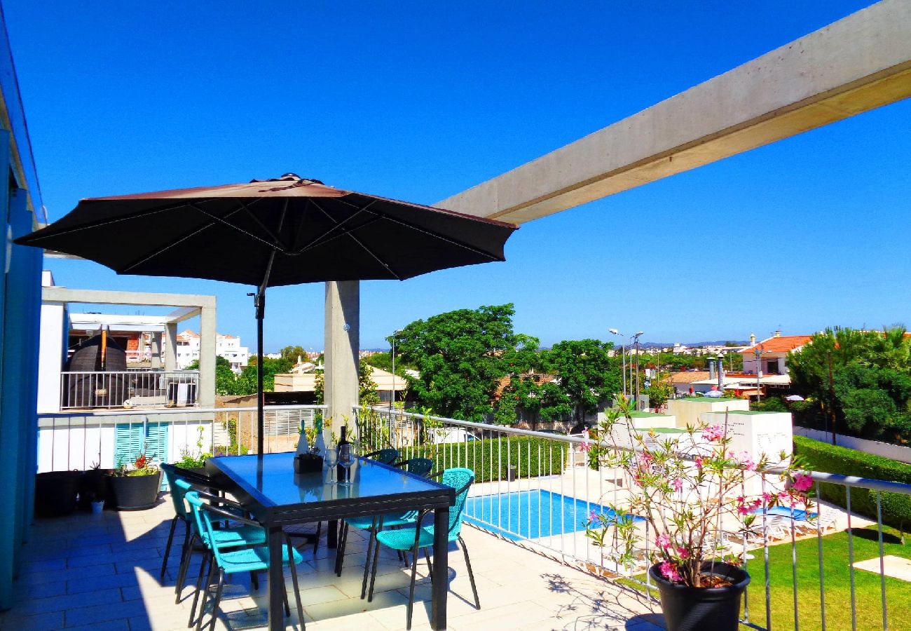 Apartamento em Cabanas de tavira - “Terrazza Paradiso”/Incríveis terraços, piscina e 