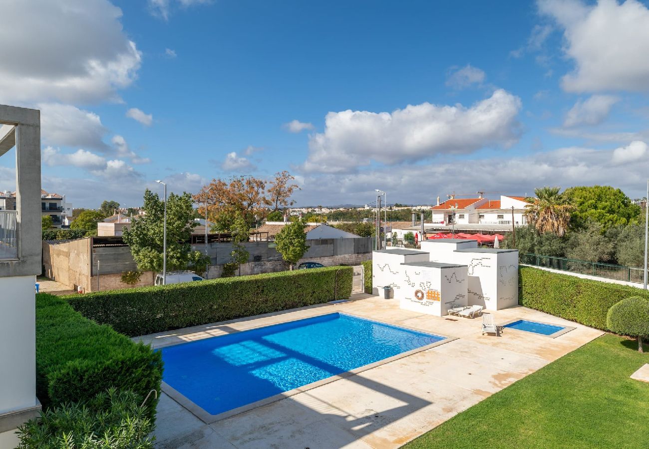 Apartamento em Cabanas de tavira - “Terrazza Paradiso”/Incríveis terraços, piscina e 