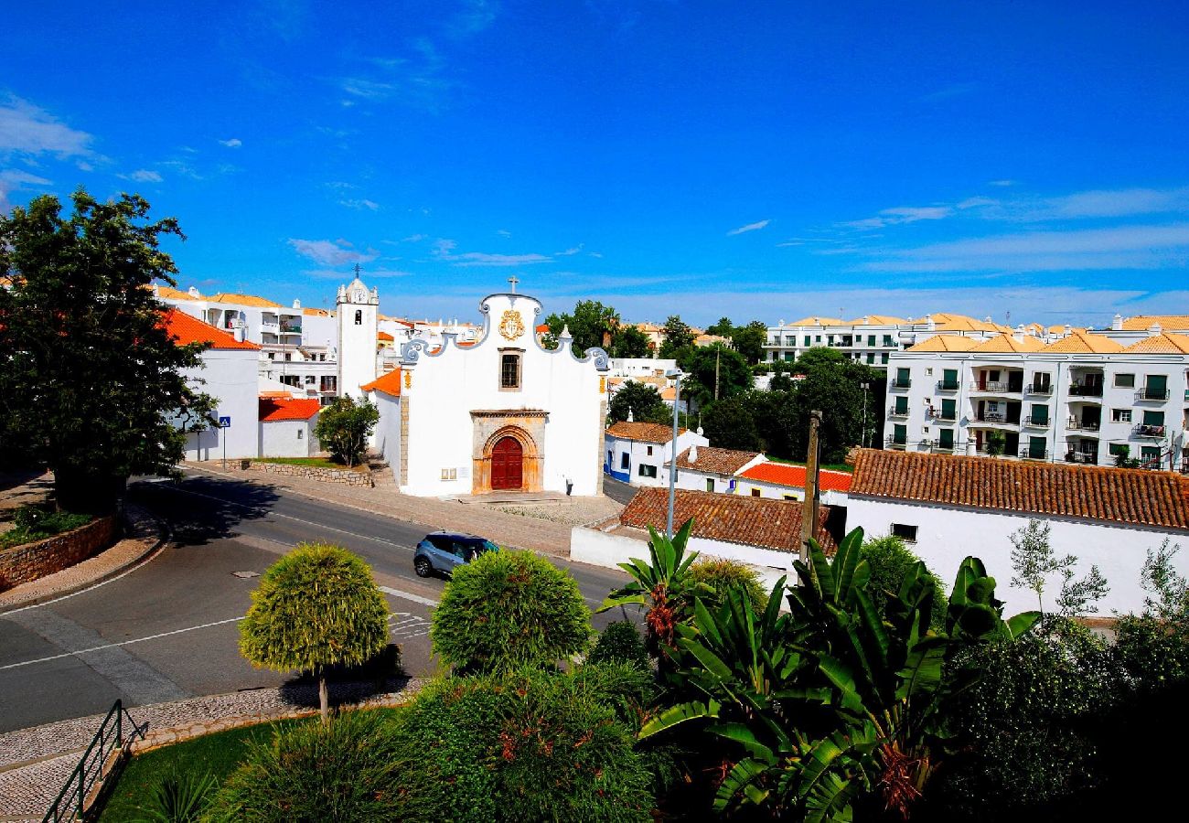 Apartamento em Cabanas de tavira - Casa Azul/ Apartamento Adorável em Resort à Beira 