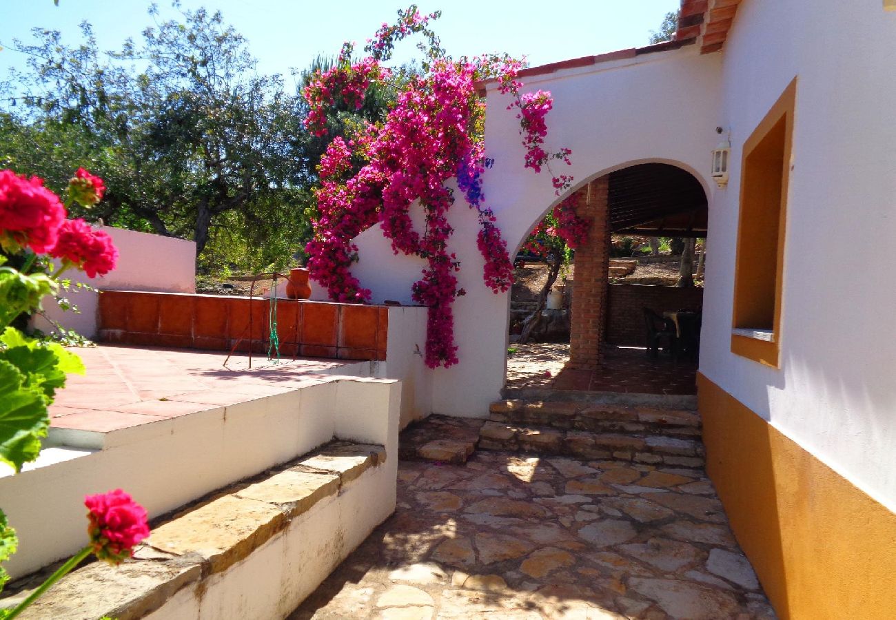 Villa em Tavira - Quinta Julião/Farmhouse with Pool, Lake & Gardens 