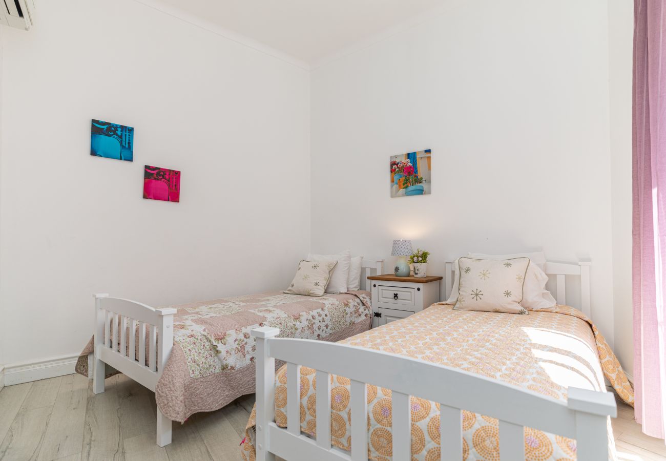 Apartamento em Tavira - Apartamento Ponte Romana-Riverside com Terraço 