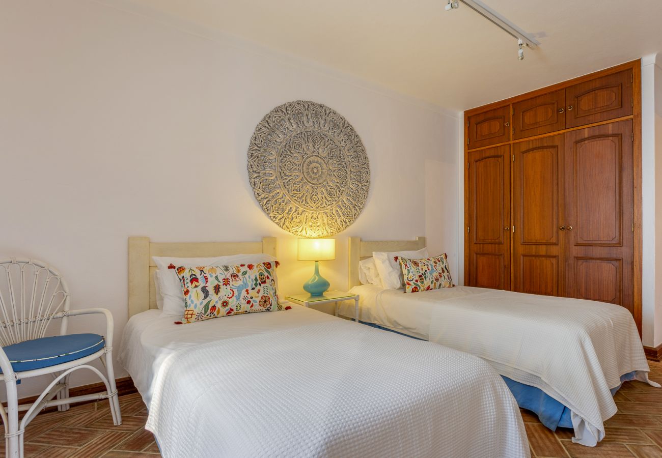 Villa em Tavira - VILLA JACARANDA, Quinta do Perogil