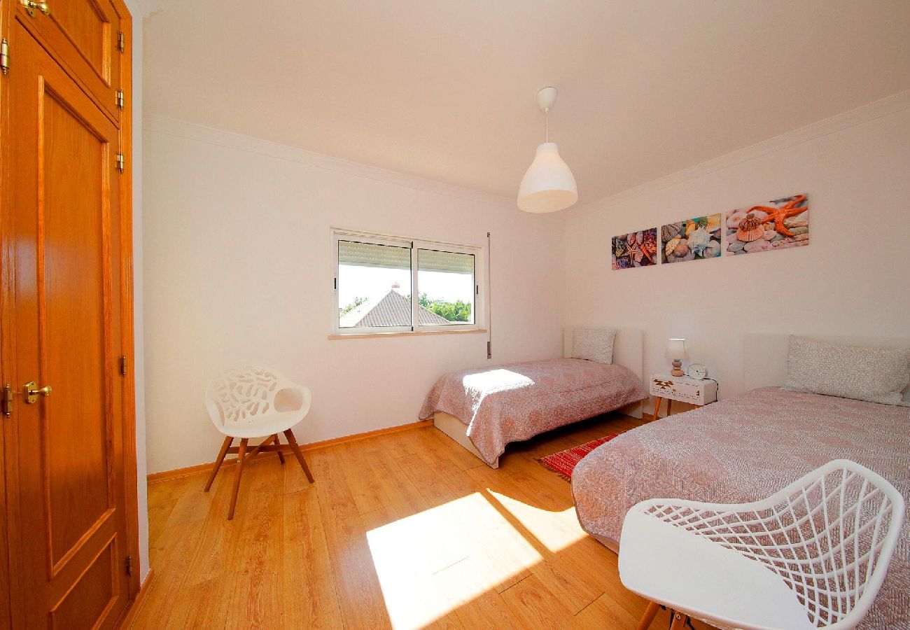 Apartamento em Tavira - Moni's Place/Apartamento moderno com varanda enso 