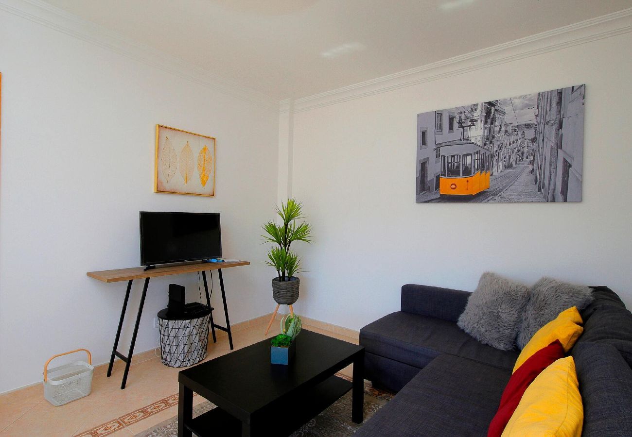 Apartamento em Tavira - Moni's Place/Apartamento moderno com varanda enso 