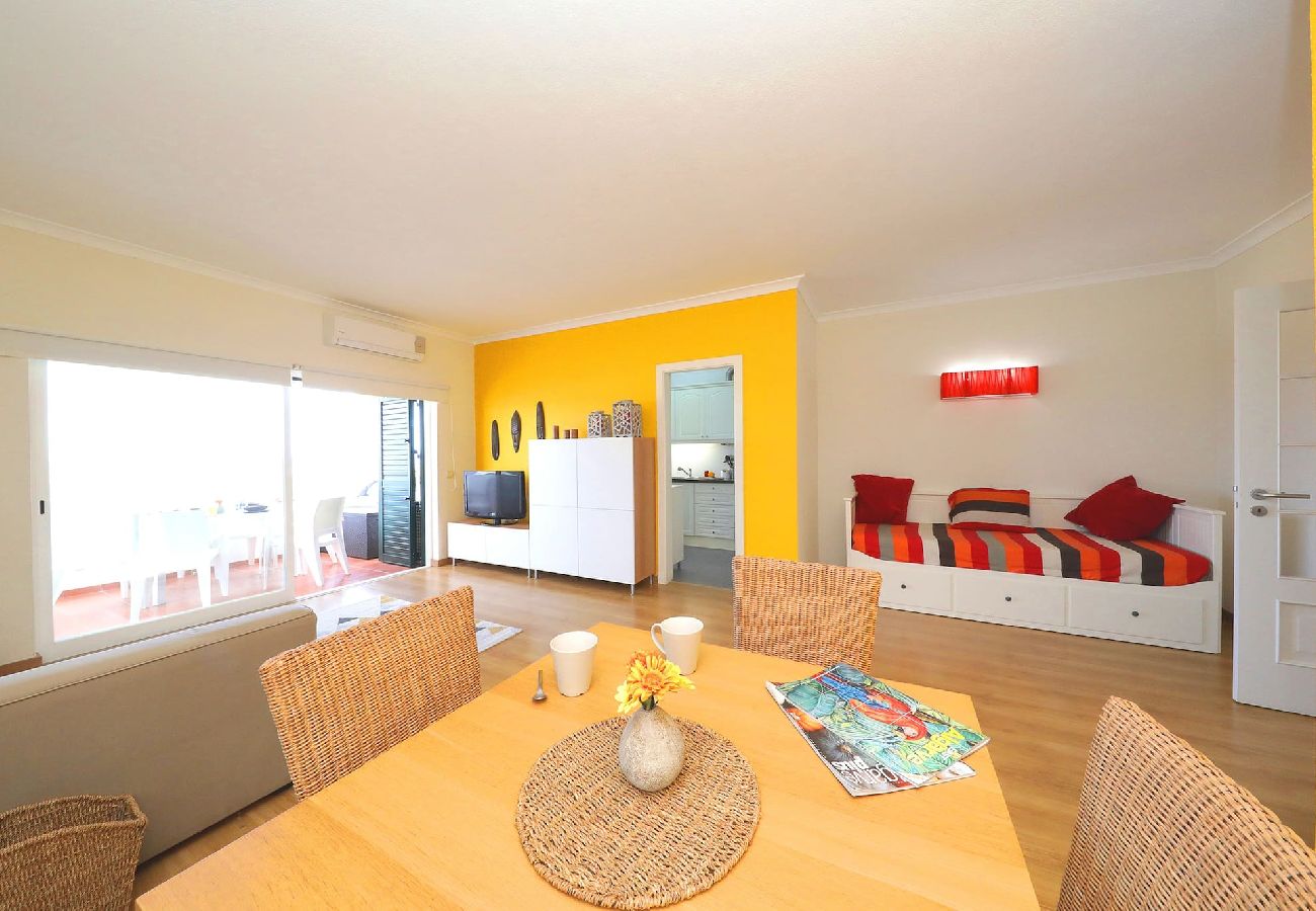 Apartamento em Tavira - Apartamento Seaview - Adorável Flat com Piscina 