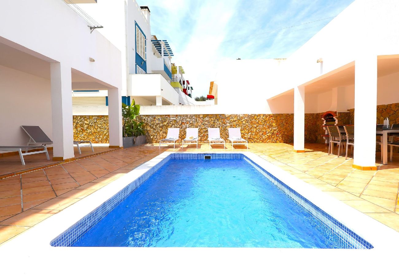 Villa em Tavira - Casa Cava/Villa Moderna e Piscina. Centro de Tavi 