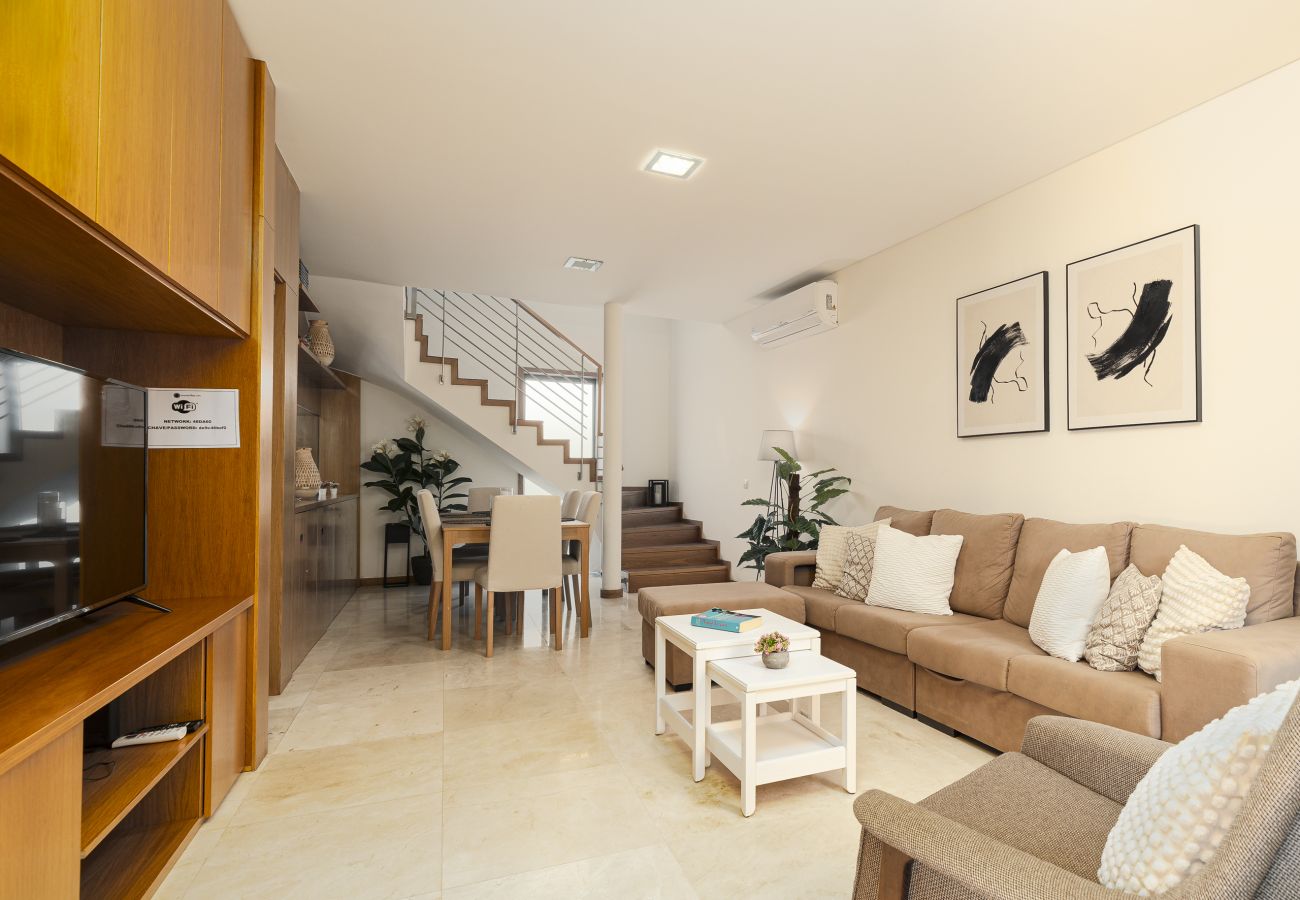 Casa geminada em Tavira - TAVIRA SUITES OLIVEIRA, Town Centre