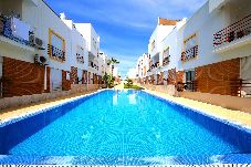 Apartment in Cabanas de tavira - “Cabanas Getaway”/Sunny Penthouse, Pool & Terraces 