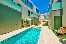 Townhouse in Tavira - Beautiful Town Centre Townhouse with Shared Pool 