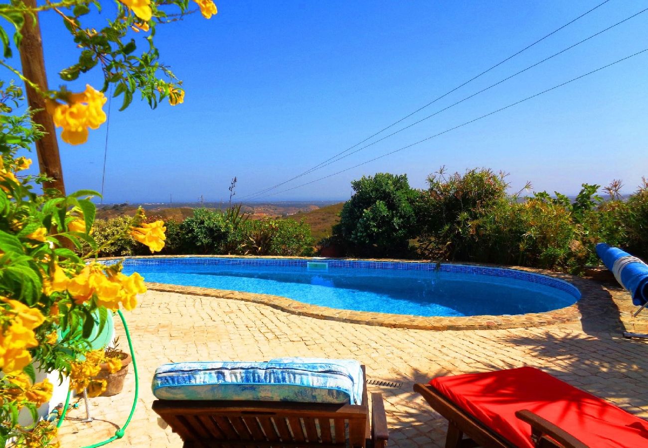 Villa in Tavira - “The Windmill”/Traditional Features, with Pool 