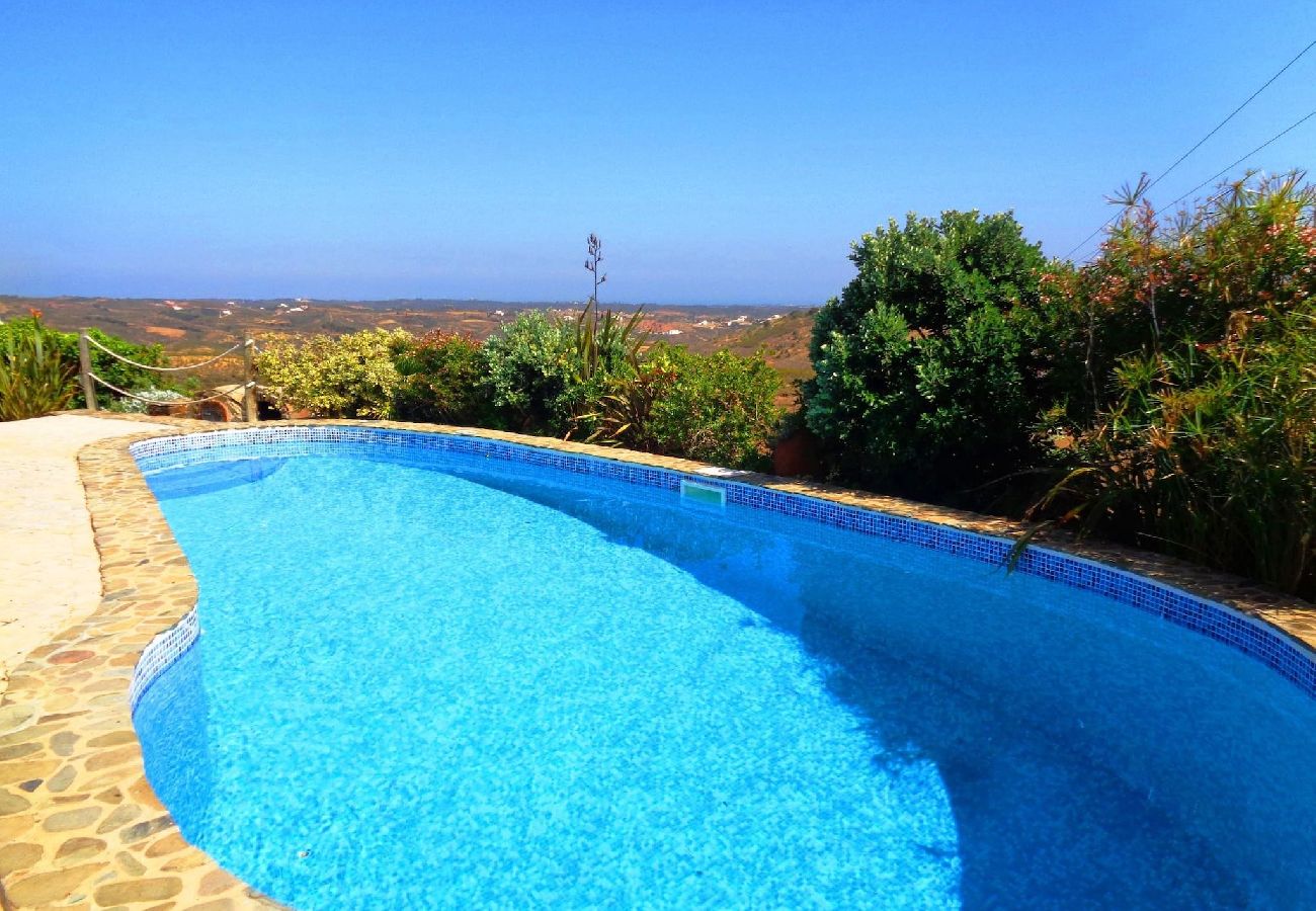 Villa in Tavira - “The Windmill”/Traditional Features, with Pool 