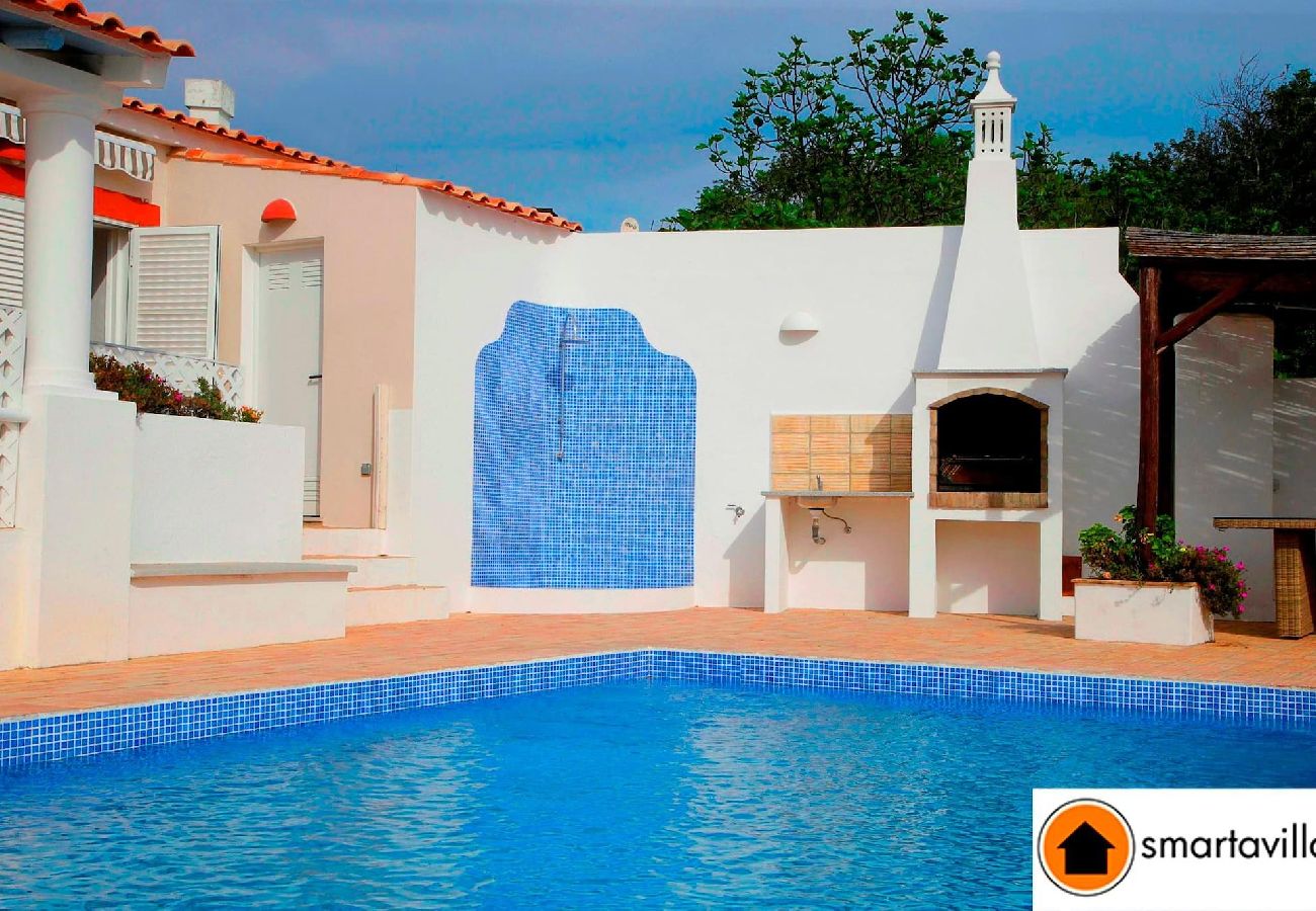 Villa in Santa Catarina Fonte Bispo - VILLA LARANJEIRA, Santa Catarina