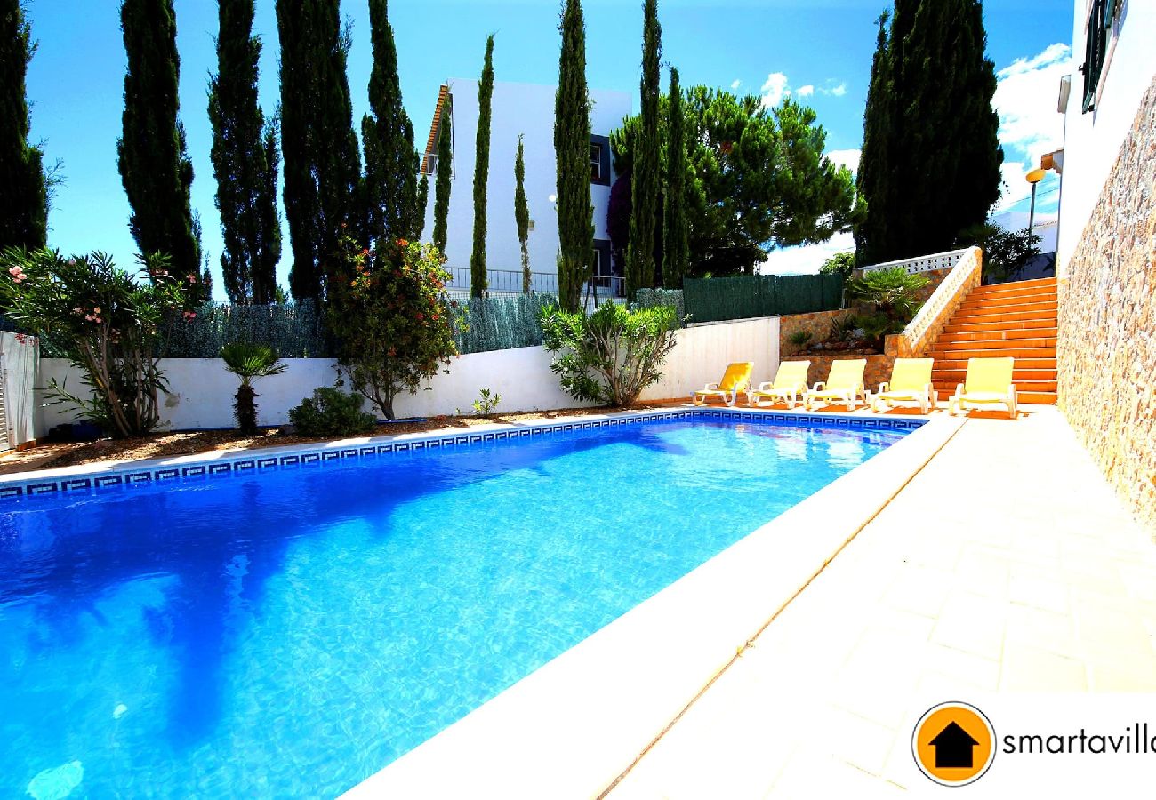 Villa in Tavira - Villa Rosa/Impressive Family House, Pool & Views 