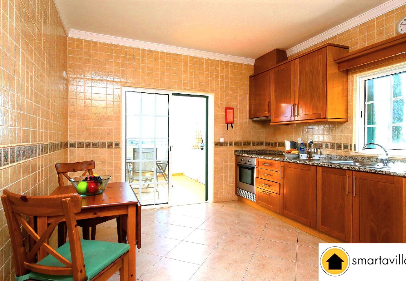 Villa in Tavira - Villa Rosa/Impressive Family House, Pool & Views 