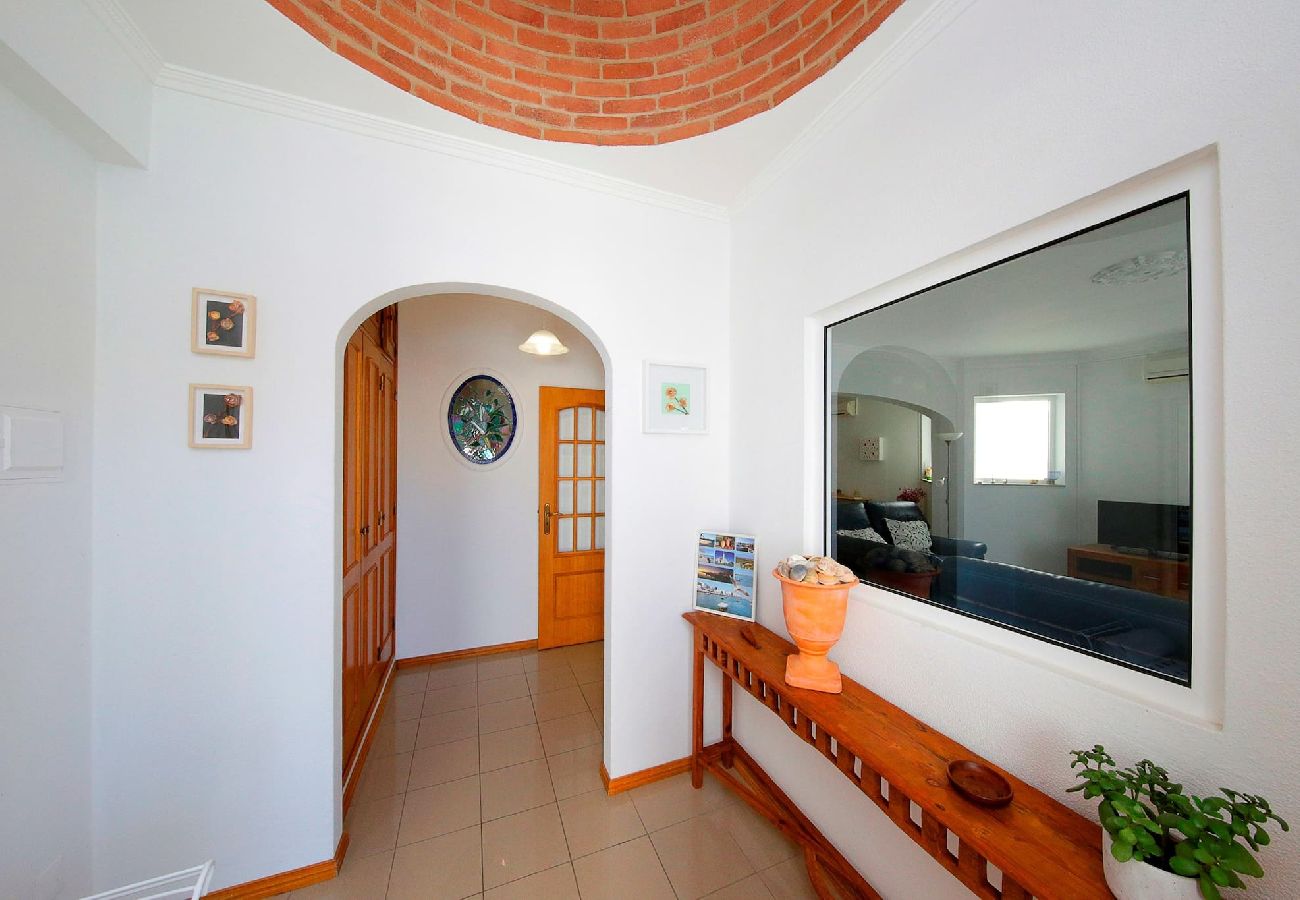 Villa in Santa Luzia - Villa Limoeiro with Pool/Village &Beach Ferry 250m 