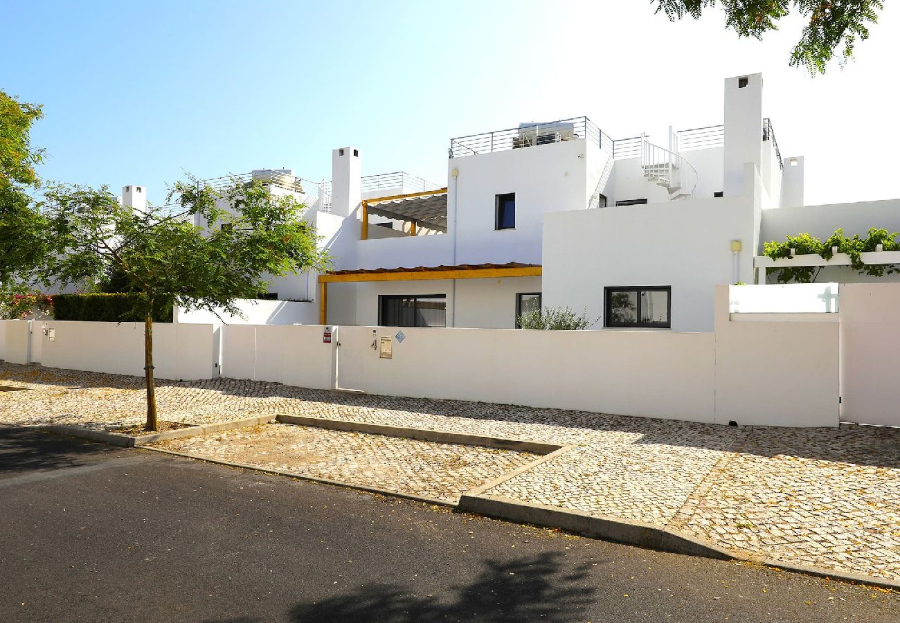 Villa in Santa Luzia - Villa Serena/Gorgeous Family Villa with Pool 