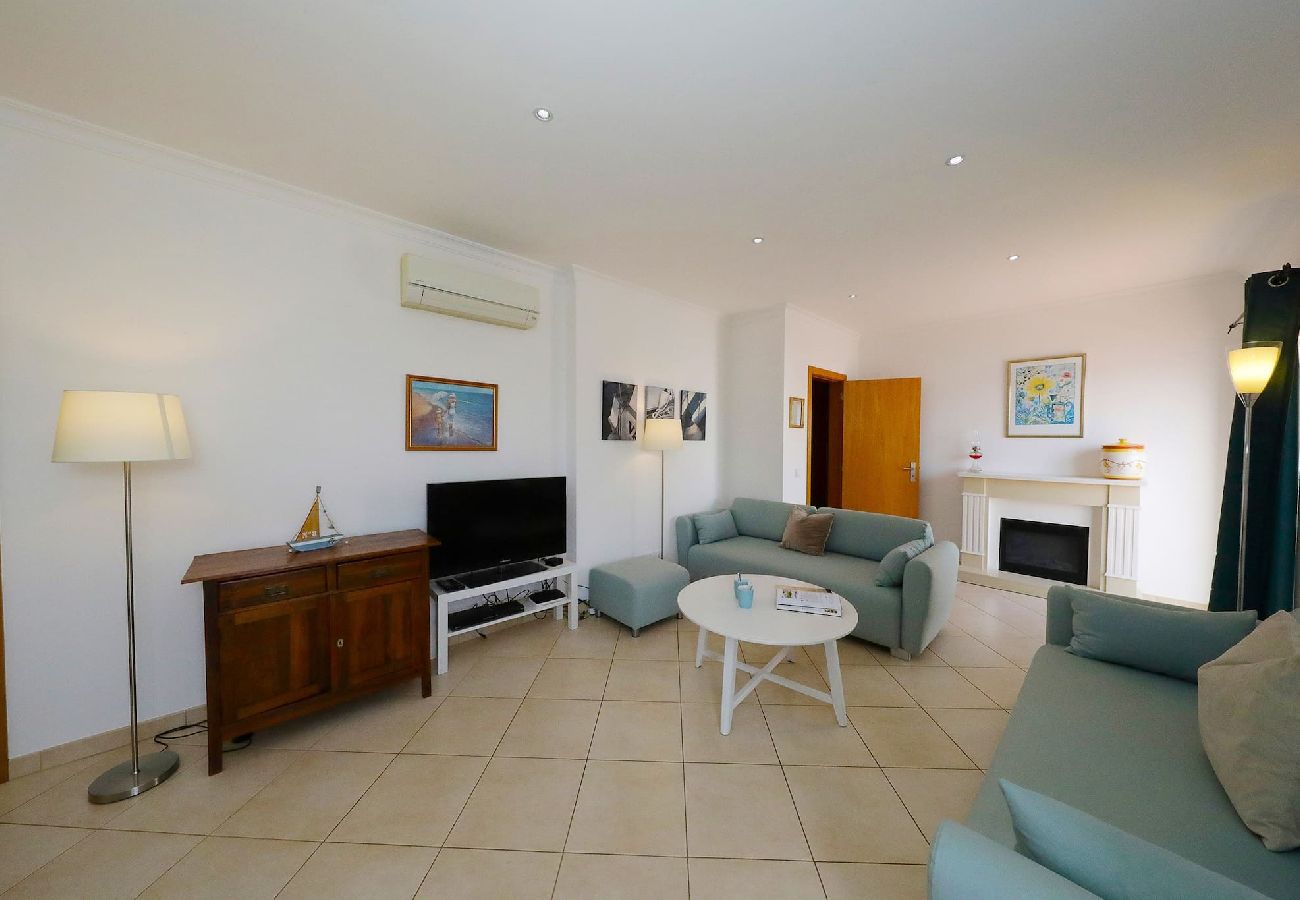 Apartment in Santa Luzia - Apartment Luzia-Sunny Rental Near the Beach 