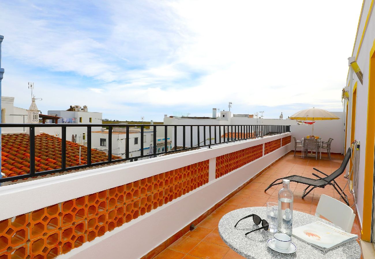 Apartment in Santa Luzia - Apartment Luzia-Sunny Rental Near the Beach 