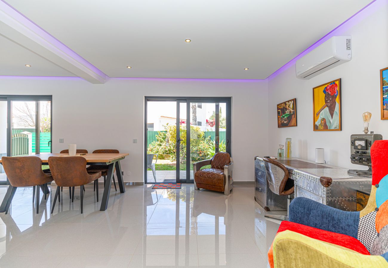 Villa in Tavira - CASA LEAH – Elegant Contemporary Villa with Pool